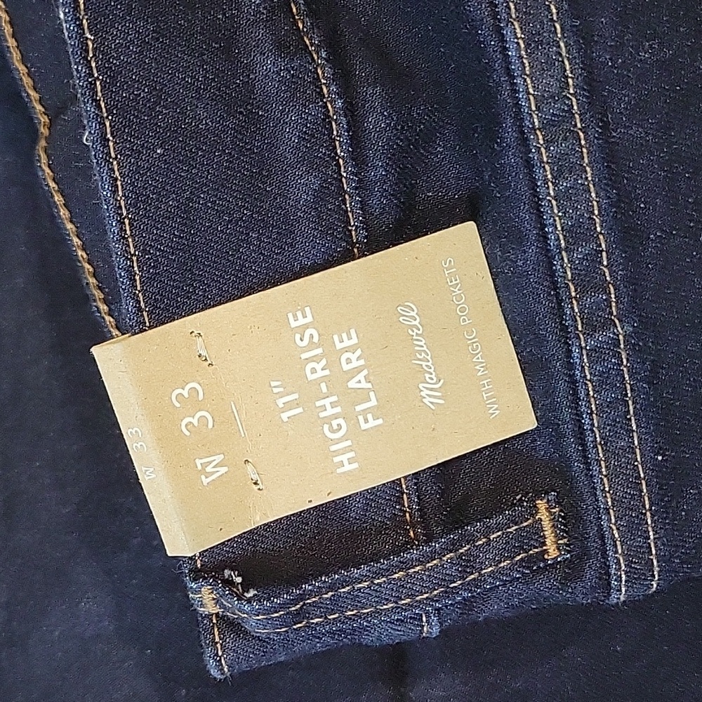Madewell 11" High-Rise Flare Jeans in Insley Wash Size 33 - Picture 5 of 6